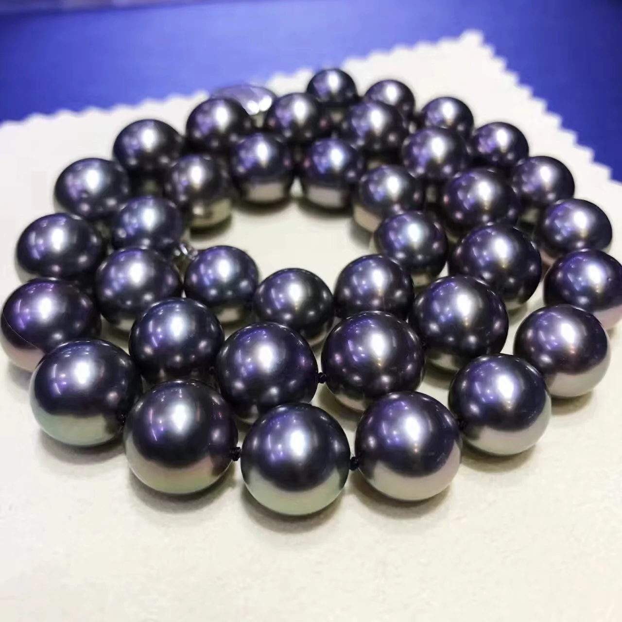 

Huge Charming 18"11-12mm Natural South Sea Genuine Black Round Pearl Necklace Free Shipping Women Jewelry Black Necklace 888