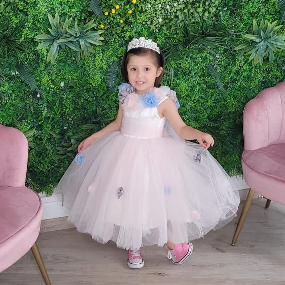 

Flower Girl Dresses for Weddings 2022 Ball Gown Pale Pink Tulle Girls Party Dress Midi O Neck Flowers Big Bow Sweetie Kids Dress