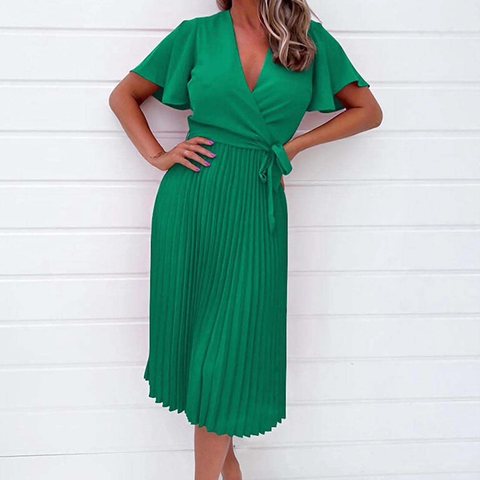 

Women Beach Dresses Short Sleeve V-Neck Summer Dress Swing Pleated Solid Color Satin Tie Waist Elegant for Cocktail Wedding