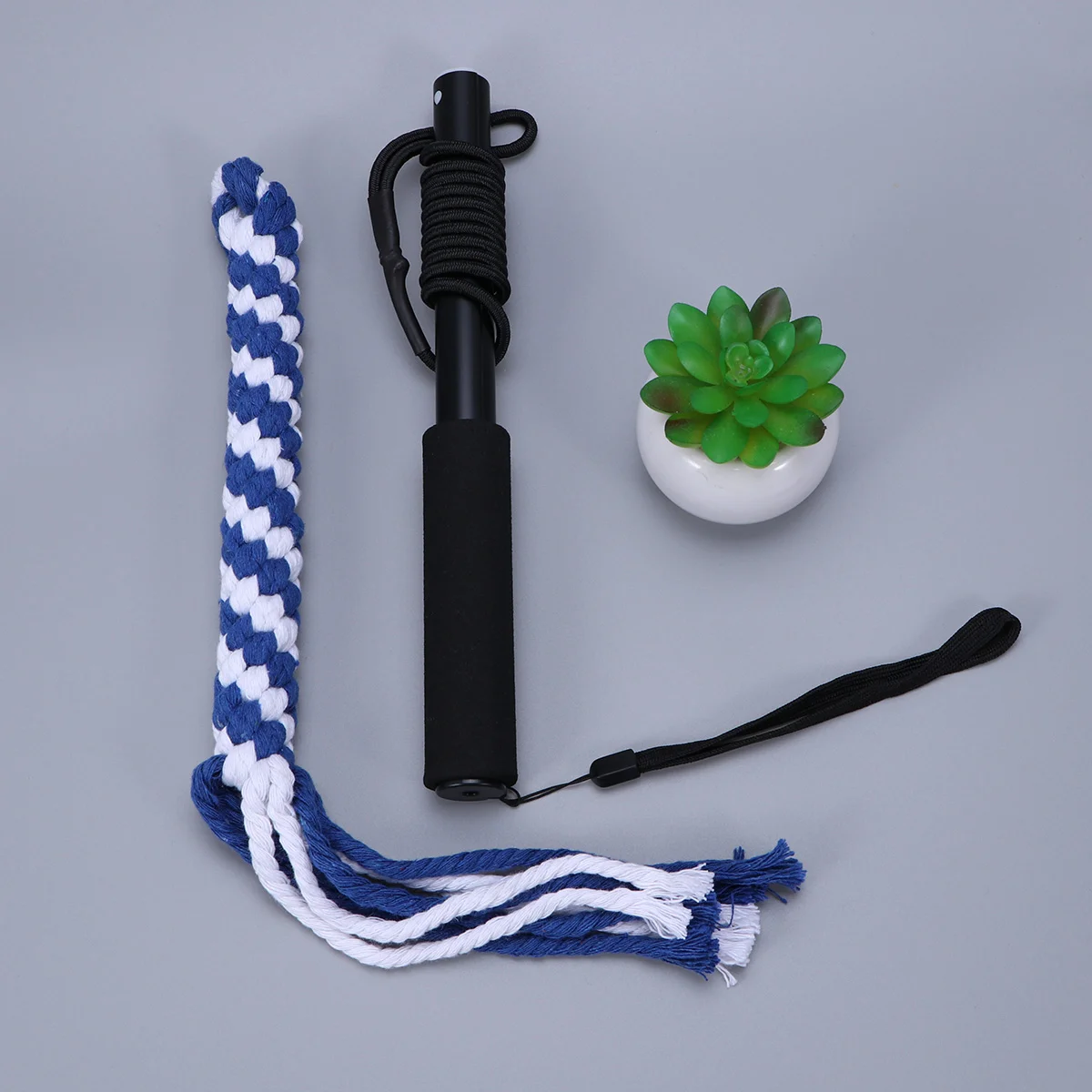 

Interactive Tug, Extendable Teaser Wand Outdoor Playing for Pulling, Chasing, Chewing, Teasing, Training Dog toys Flirt pole