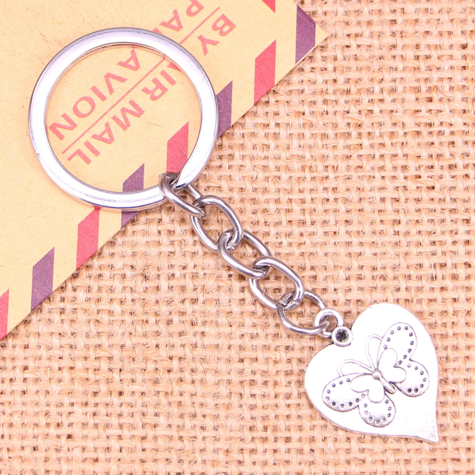 

20pcs New Fashion Keychain 25x20mm heart butterfly Pendants DIY Men Jewelry Car Key Chain Ring Holder Souvenir For Gift