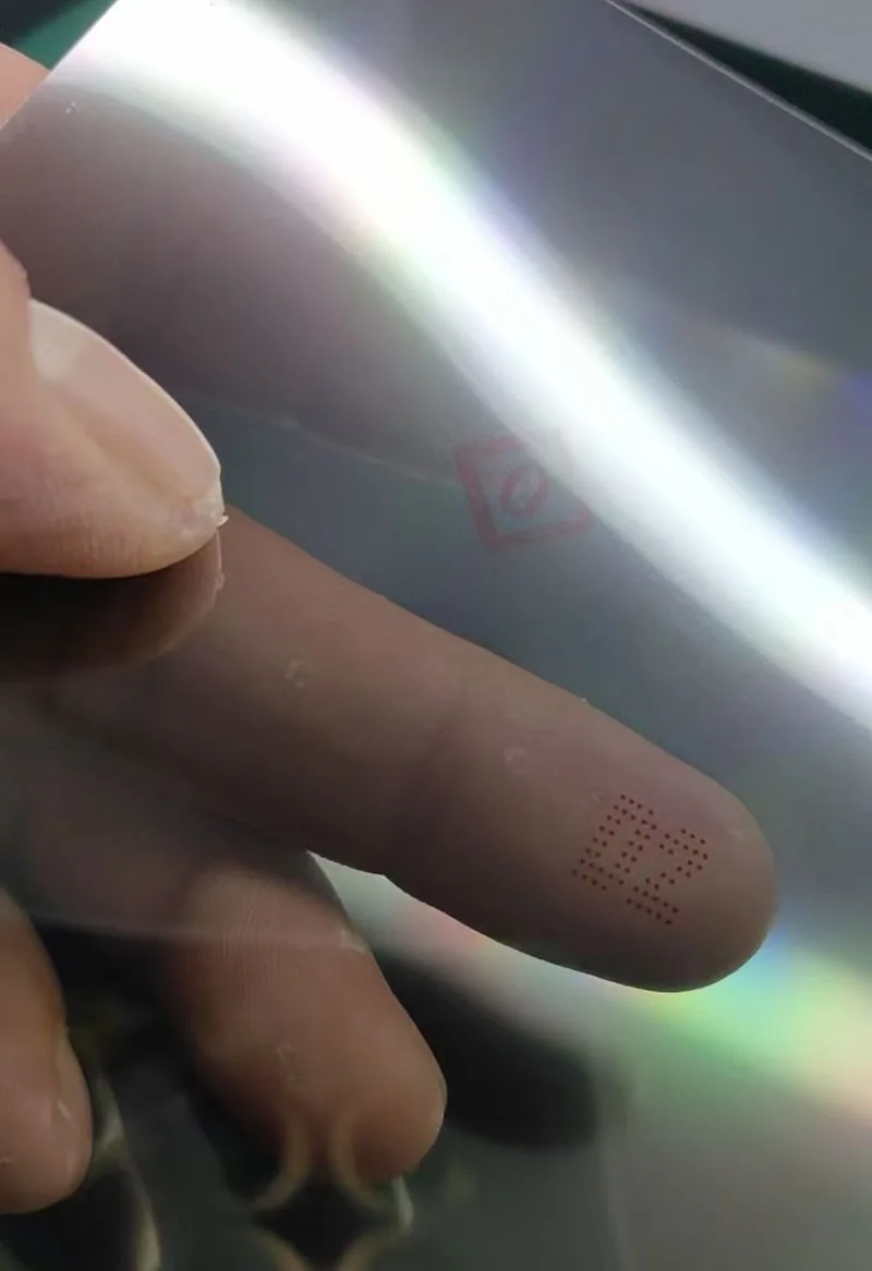 

Поляризационная пленка для экрана Polarizing film