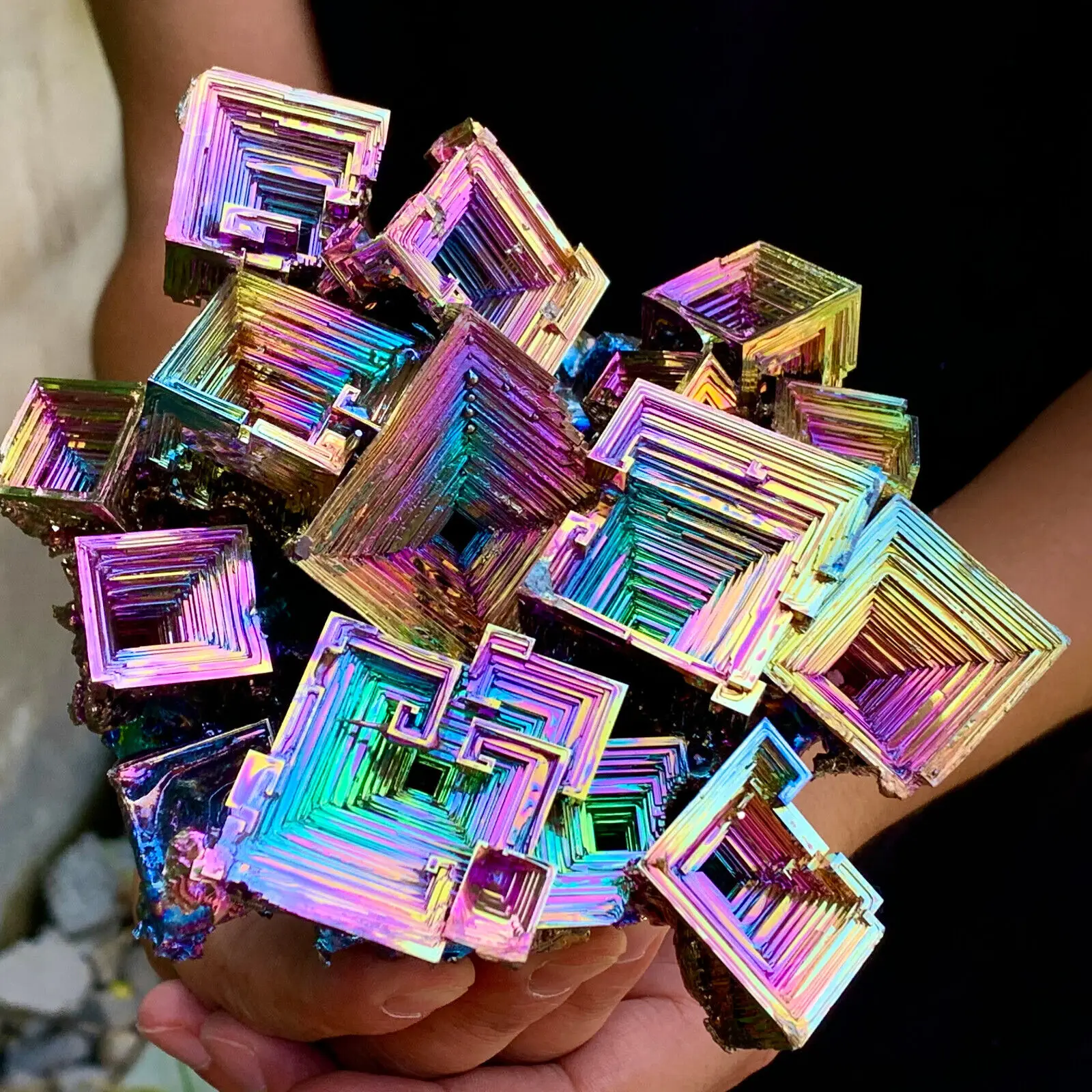 

Bismuth Crystals Bismuth Bi Metal Crystal Rainbow Bright Metal Mineral Block Hole Office Degaussing Ornaments