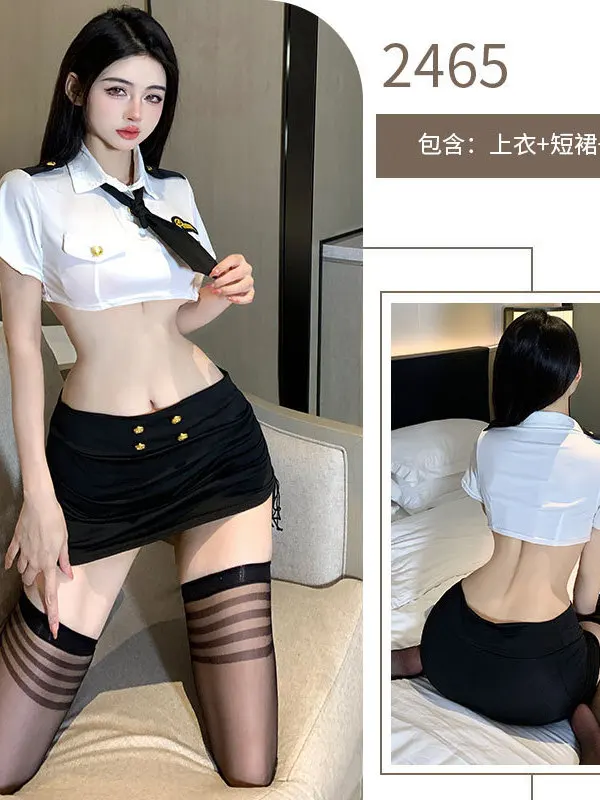 Облегающее нижнее белье форма острая обтягивающая бедра зрелая короткая юбка