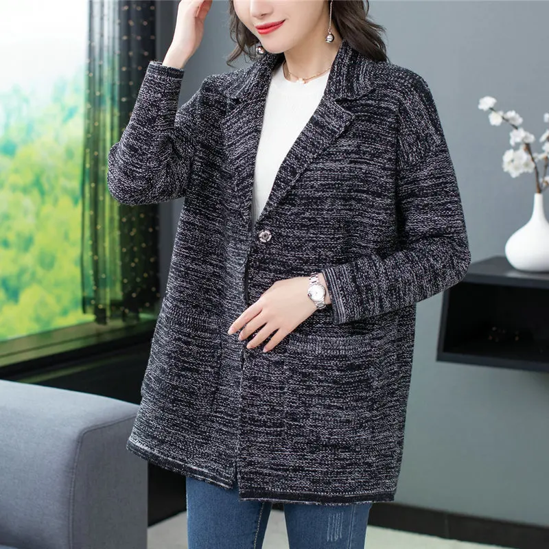 2022 Autumn Women Notched Collar Knitted Coat Grey Red Cardigan Sweaters With Pockets Single Breased Cosy Outerwear For Ladies