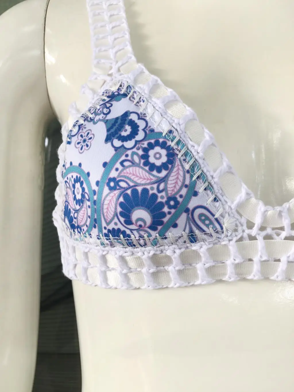 Women Sexy Crochet Swimsuit Triangle Elastic Bikini Set Reversible Blue And White Paisley Print Swimwear Both Sides Wearing