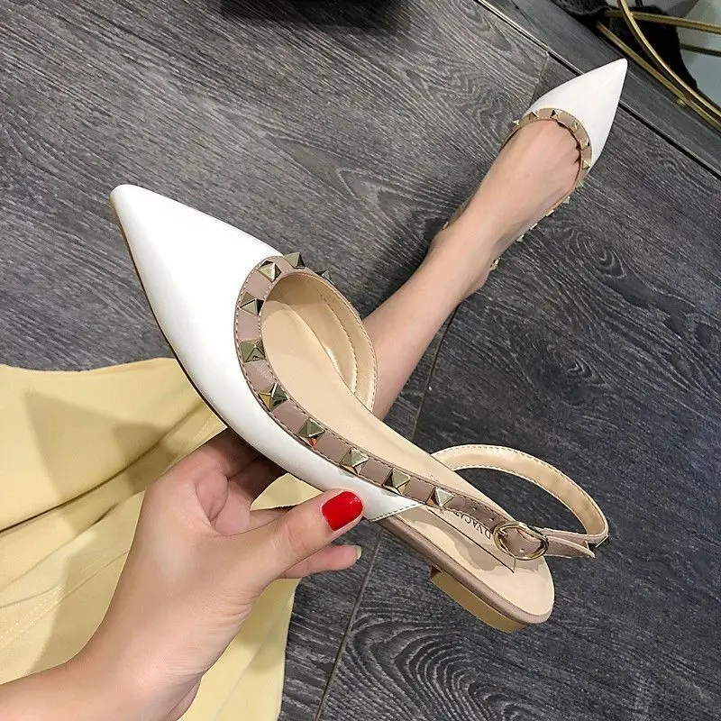 2023 Brand Summer New Women's Sandals Fashion Rivet Flat Shoes Comfortable Casual Sandals Office Women's Shoes