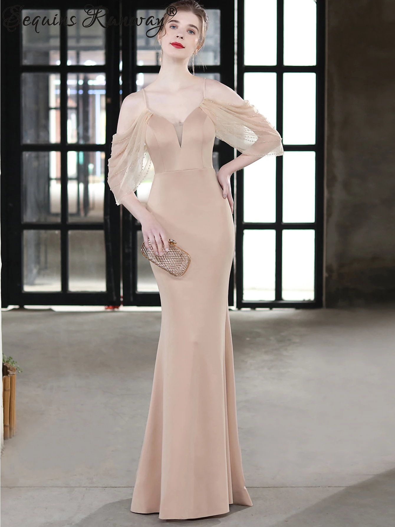 Женское платье-макси с открытой спиной летнее элегантное облегающее длинное