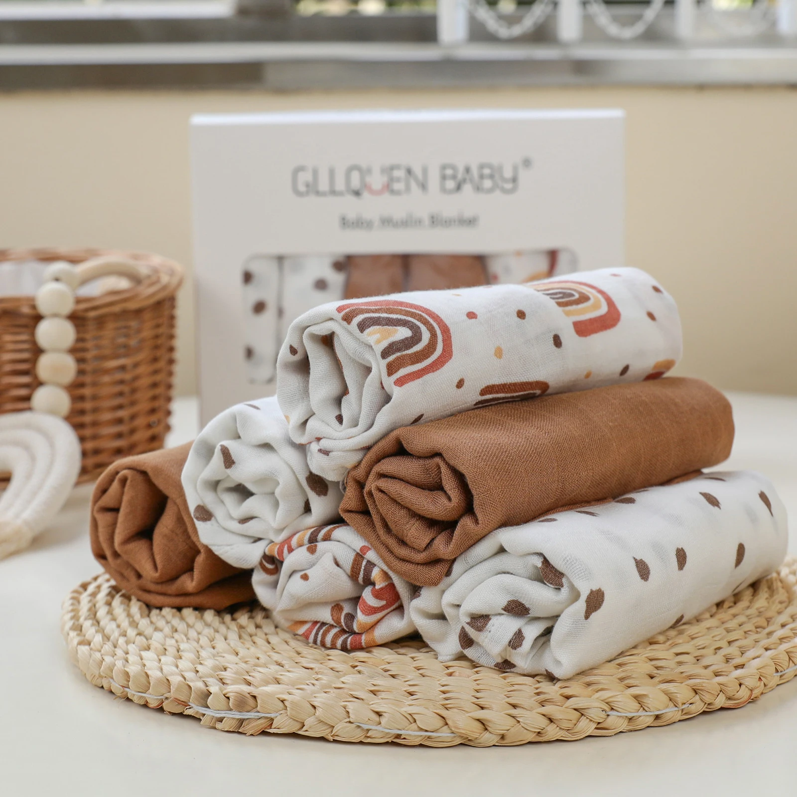 

6Pcs Newborn Muslin Swaddle Blanket 70% Bamboo 30% Cotton Baby Swaddle Soft Baby Bath Towel Cute Infants Baby Bibs for Girls & B