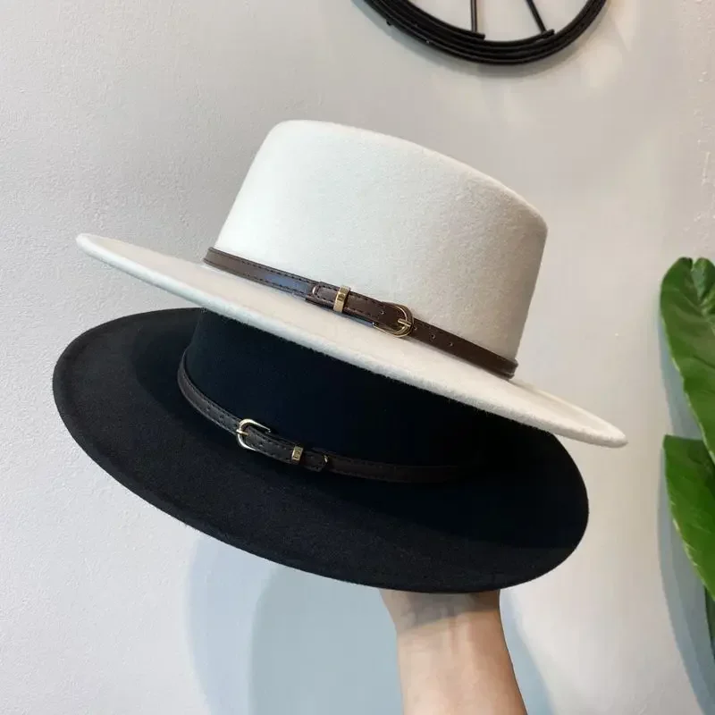 

Fashion Fedoras Women White Black Wide Brim Fedora Hat Ladies Imitation Wool Felt Hats with Leather Belt Decor Panama Jazz Cap