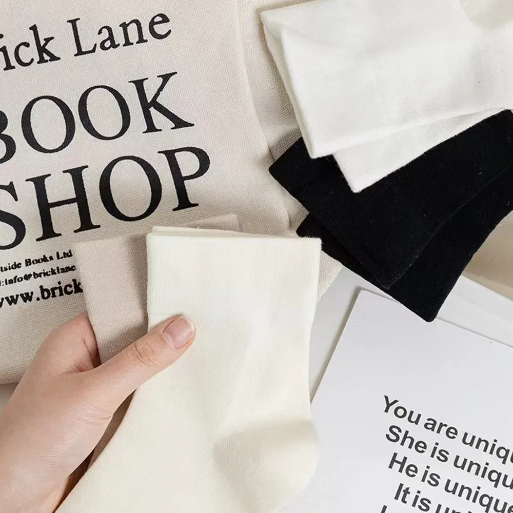 Женские носки до середины икры с круглым вырезом