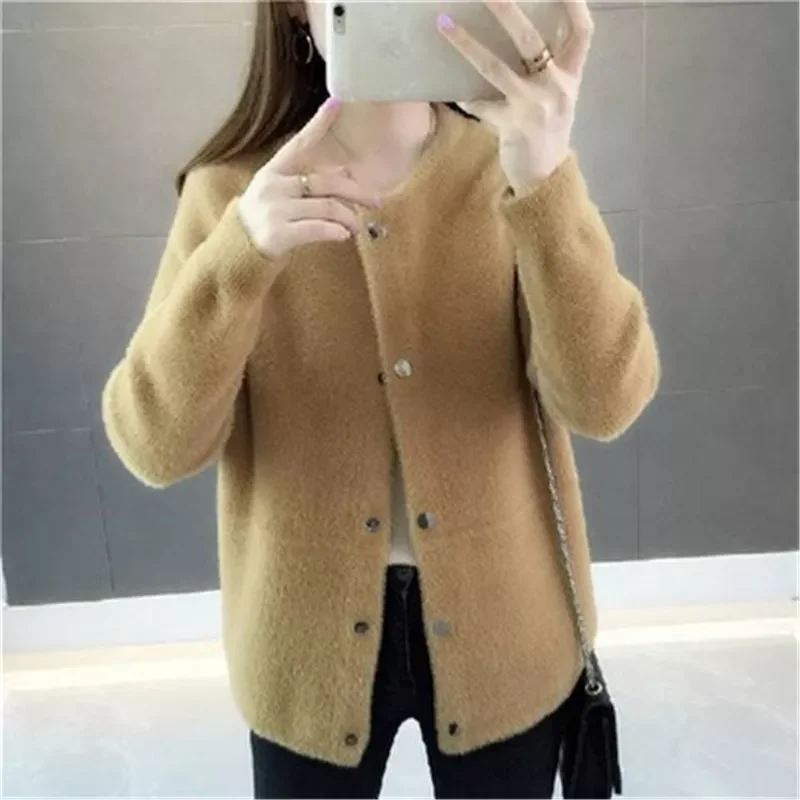

2022New fur autumn and winter sweater coat 2020 new women's loose velvet long-sleeved cardigan PZ2438