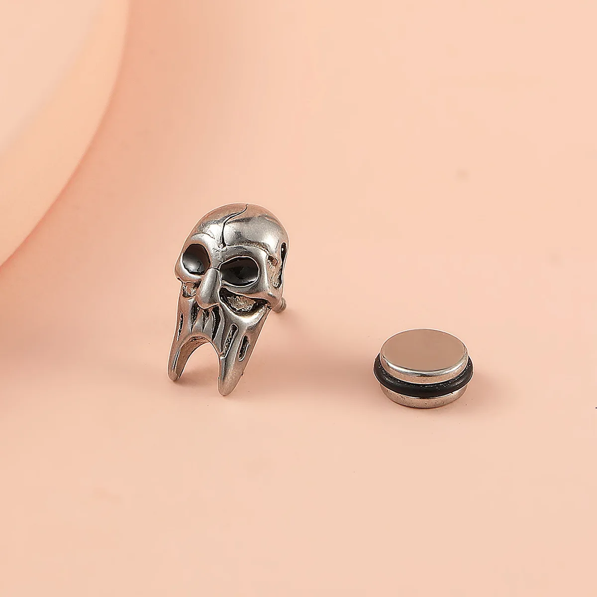 Gothic personality vintage skull stud earrings fashion street stainless steel piercing jewelry trendy unisex 1$ free postage FR