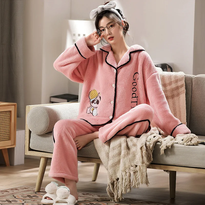 Women's Winter Two Pieces Pajama Suit Length To The Ankle Polyester Warm Comfortable Lapel Breasted Leisure Wear With No Hat