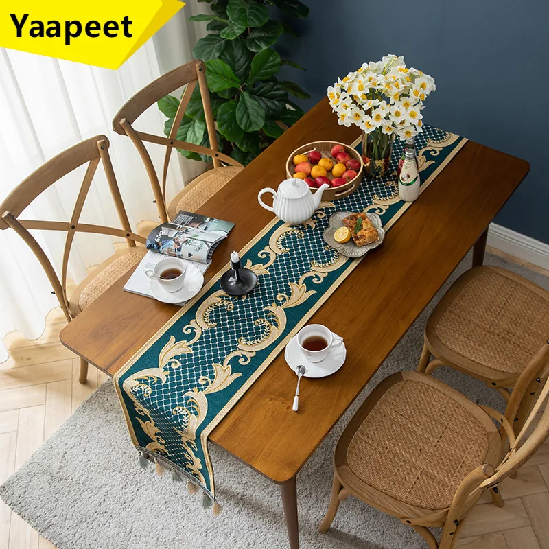 

Table Runner European-Style Jacquard Thickened Chenille Modern Simple Comfortable To The Touch Home Decoration Fabric Tablecloth