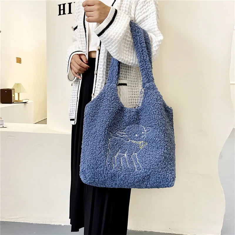 

Women's Large Capacity Plush Bag Winter Shoulder Bag Literary Handbag Lamb Wool Handbags Ladies Soft Cute Bear Tote Bag