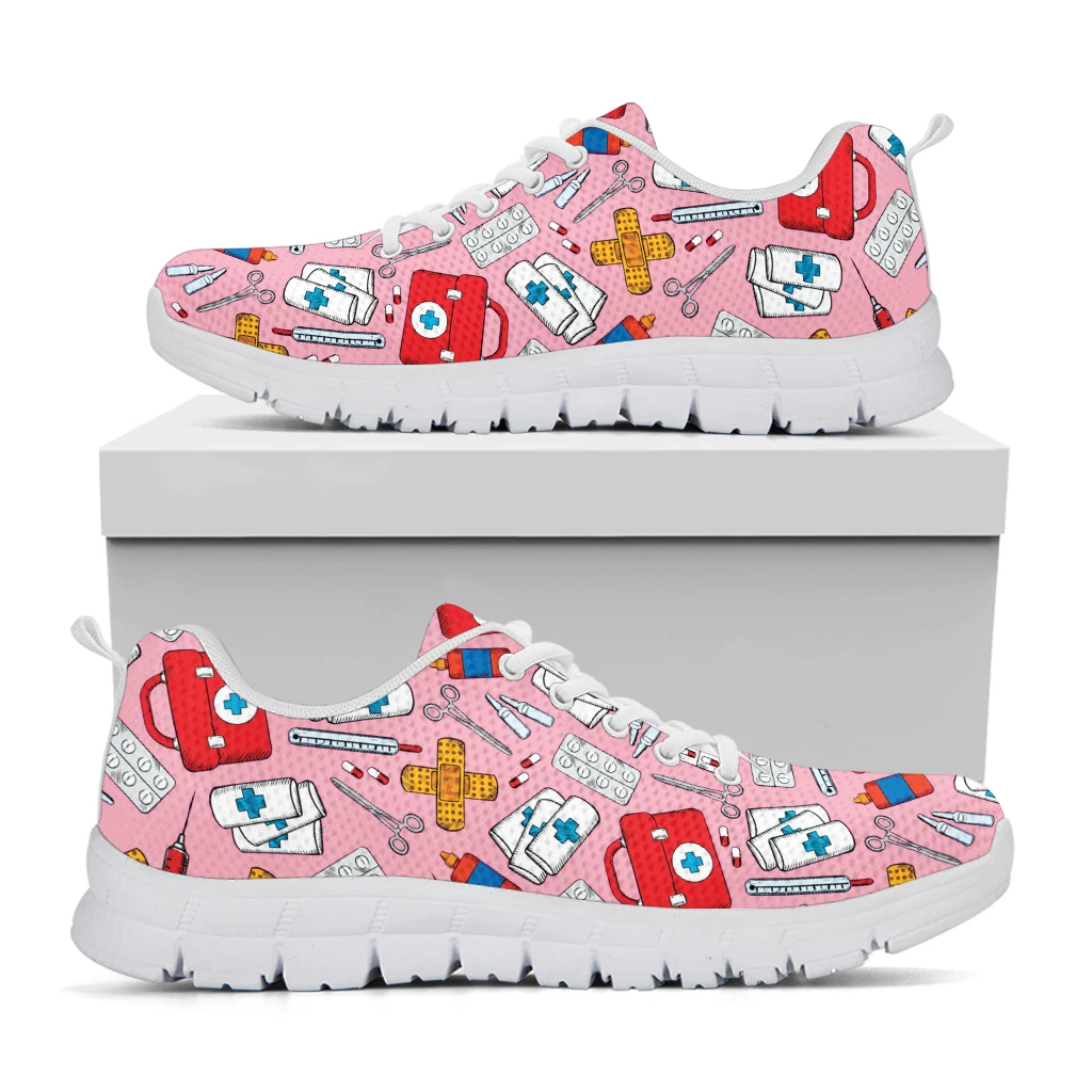 

Женские кроссовки с принтом, на плоской подошве, из сетчатого материала