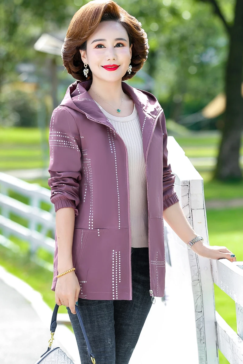

2023 Early Spring New Middle-Aged And Elderly WomenJacket Casual Fashion Zipper Jackets Loose Chic Hooded Coat X197