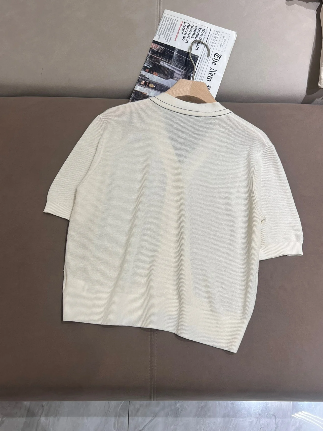 Женский трикотажный кардиган из шерсти и шелка с V-образным вырезом короткими