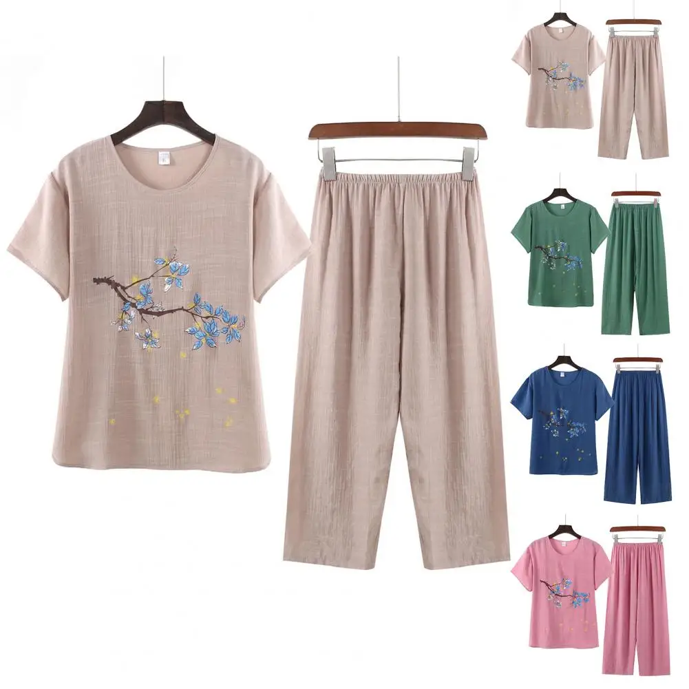 Stylish Women Pajamas Set Round Necks Short Sleeves Grandma Style Summer Pajamas Set for Daily Wear