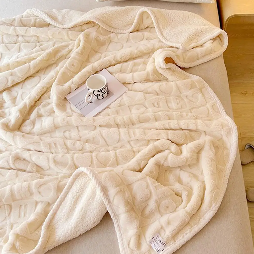 

Statement Piece Blanket Stylish Cozy Heart Check Blanket Versatile Office Home Decor Lightweight Comfortable Nap Blanket