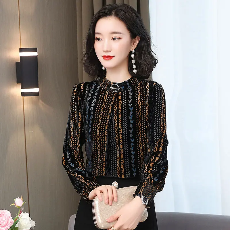 

Shirt female autumn and winter new loose sleeve striped top clothing European fashion o neck long-sleeved bottoming shirt