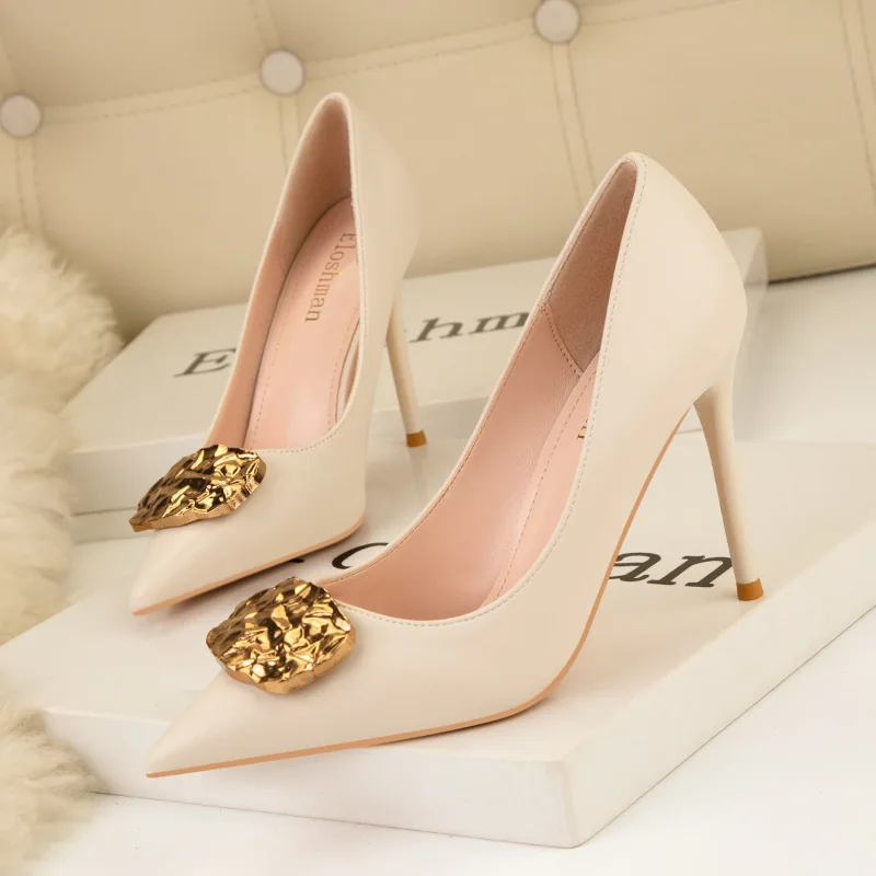 Stylish banquet heels women's shoes stiletto heel shallow pointed toe metal buckle embellished single shoes