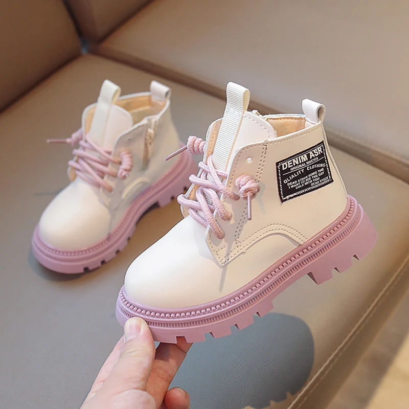 

Модные ботинки для девочек, зимние кожаные детские ботильоны, милая детская обувь на низком каблуке из хлопка, зимняя обувь для девочек, бес...