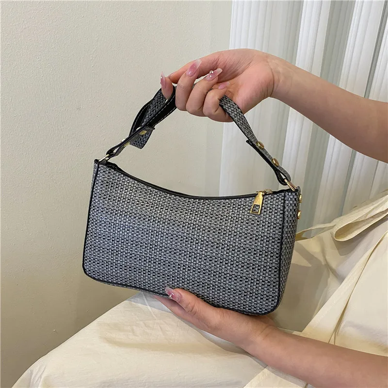 

Braided Small Square Bag Fairy Retro Handbag 2022 Korean Version of The New Fashion Shoulder Bag Trend Straw Underarm Bag