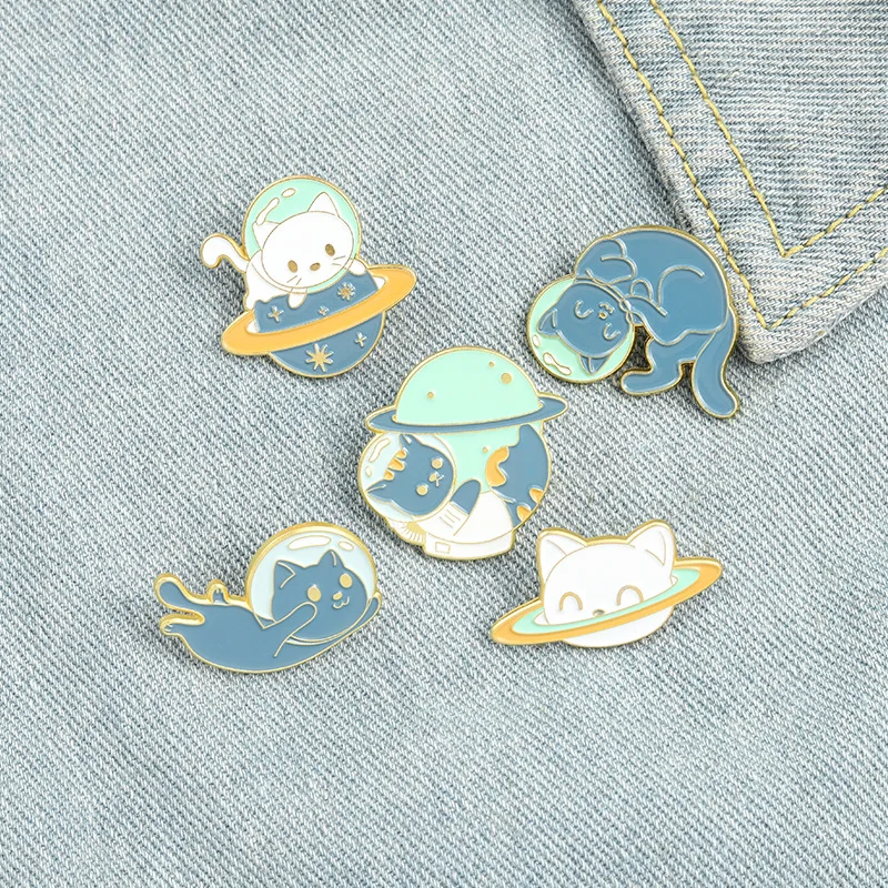 

Little White Cat Lapel Pins Planet Christmas Creativity New Year Gift Badges Space Women's Brooch Friends Enamel Pin Jewelry
