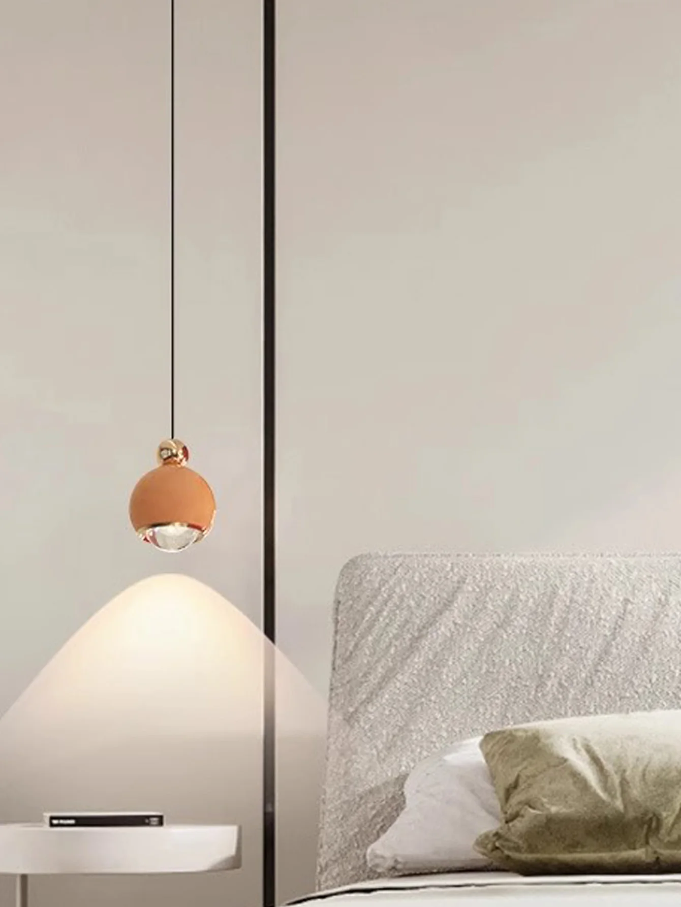 Белый/оранжевый/синий алюминиевый подвесной светильник со стеклянным зеркалом