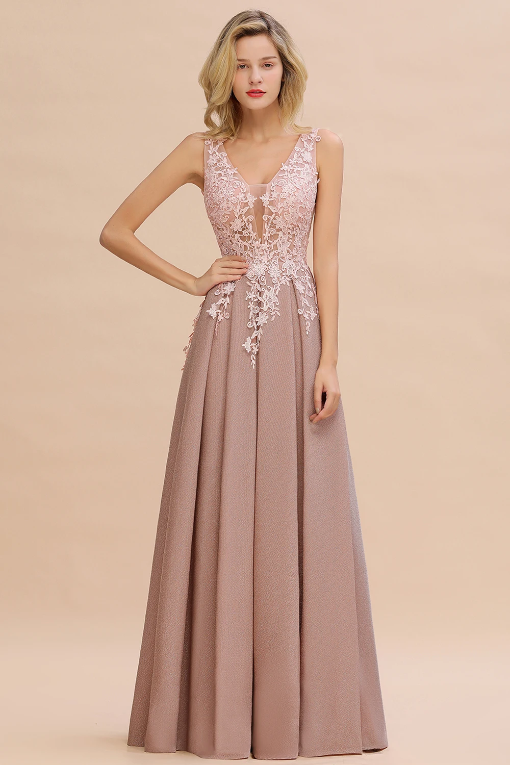 Пикантное длинное вечернее платье FATAPAESE розовое без рукавов с юбкой-годе