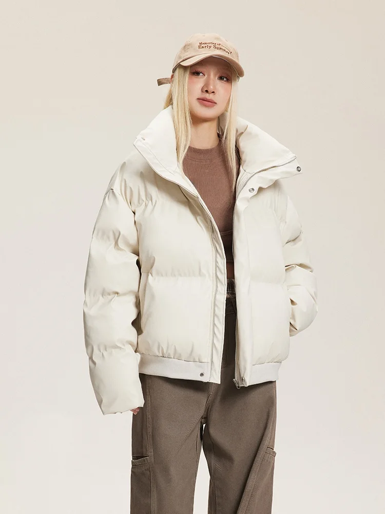 Простое однотонное женское пальто с хлопковой подкладкой и воротником-стойкой