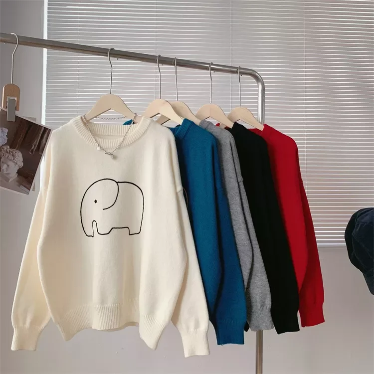 

New in 2022 New Spring Women O-Neck Sweater Loose Style Knitted Fashion Cartoon Cute Sweater Women Pullovers Pull Femme