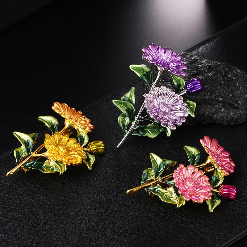 

YW GAIRU Enamel Alloy Flowers Metal Brooches Accessories Luxury Woman Decorative Enamlel Pins Jewelry Gift For Girlfriend