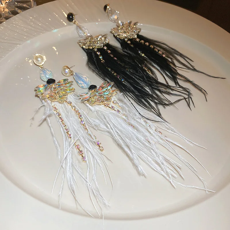 

Minar Temperament Black White Color Feather Earring for Women Ladies Shinning Rhinestone Crystal Pearl Flower Dangle Earrings