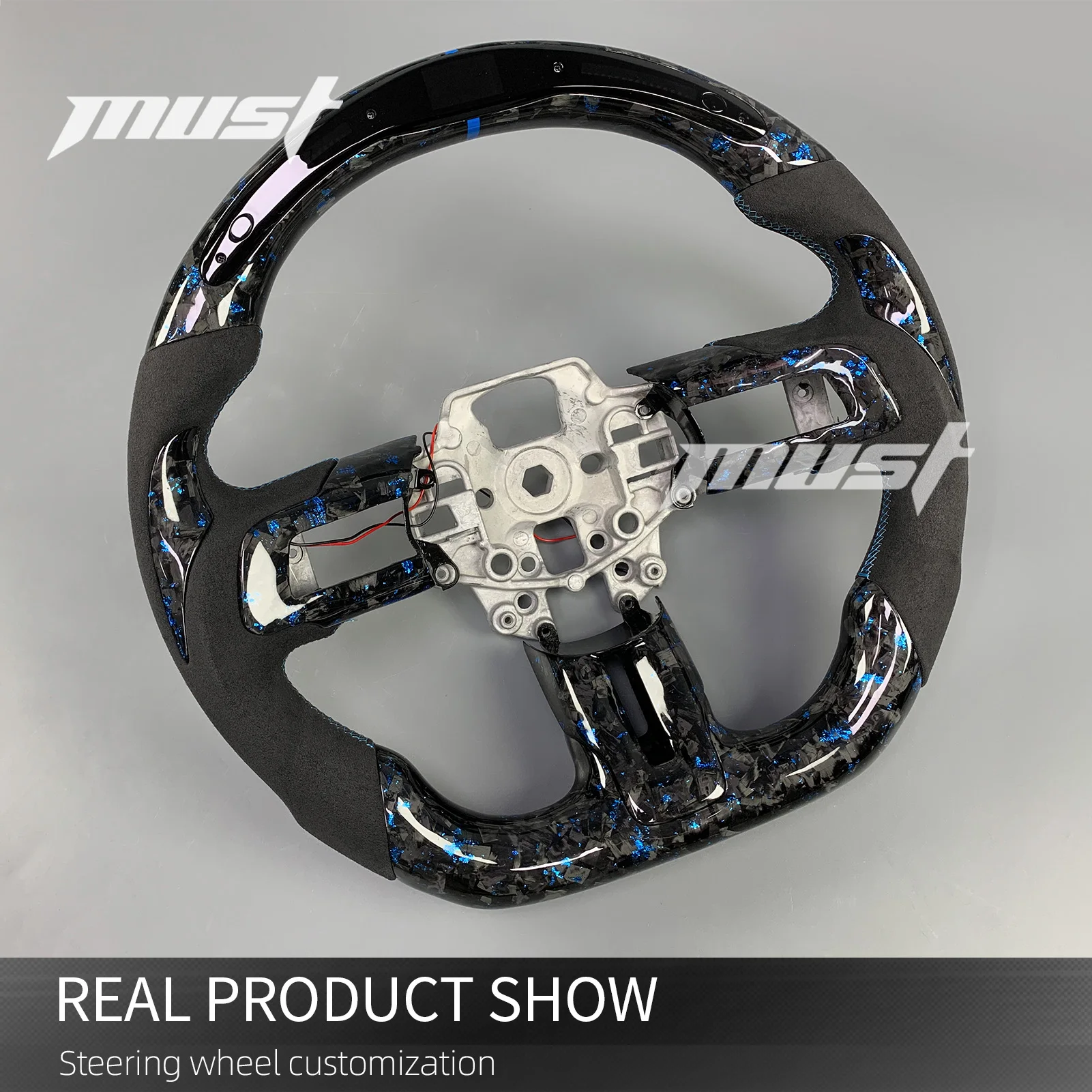 Фото Кастомный синий руль из кованого карбона со светодиодной подсветкой для Ford Mustang 2015-2023 S550 GT350 500 Coupe Shelby – обновление интерьера автомобиля №3