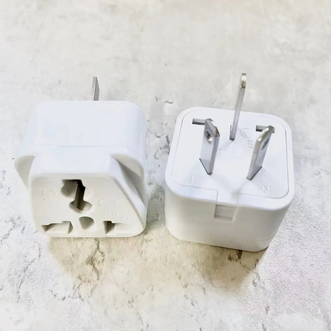 ,au Travel Adapter  Usa Grounded Outlet Universal Socket-type In- Argentina