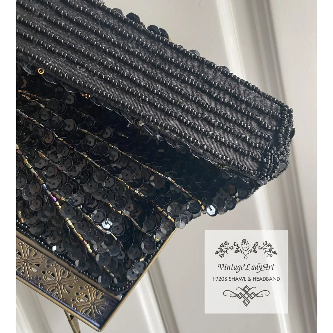 Винтажный клатч в виде павлина с блестками