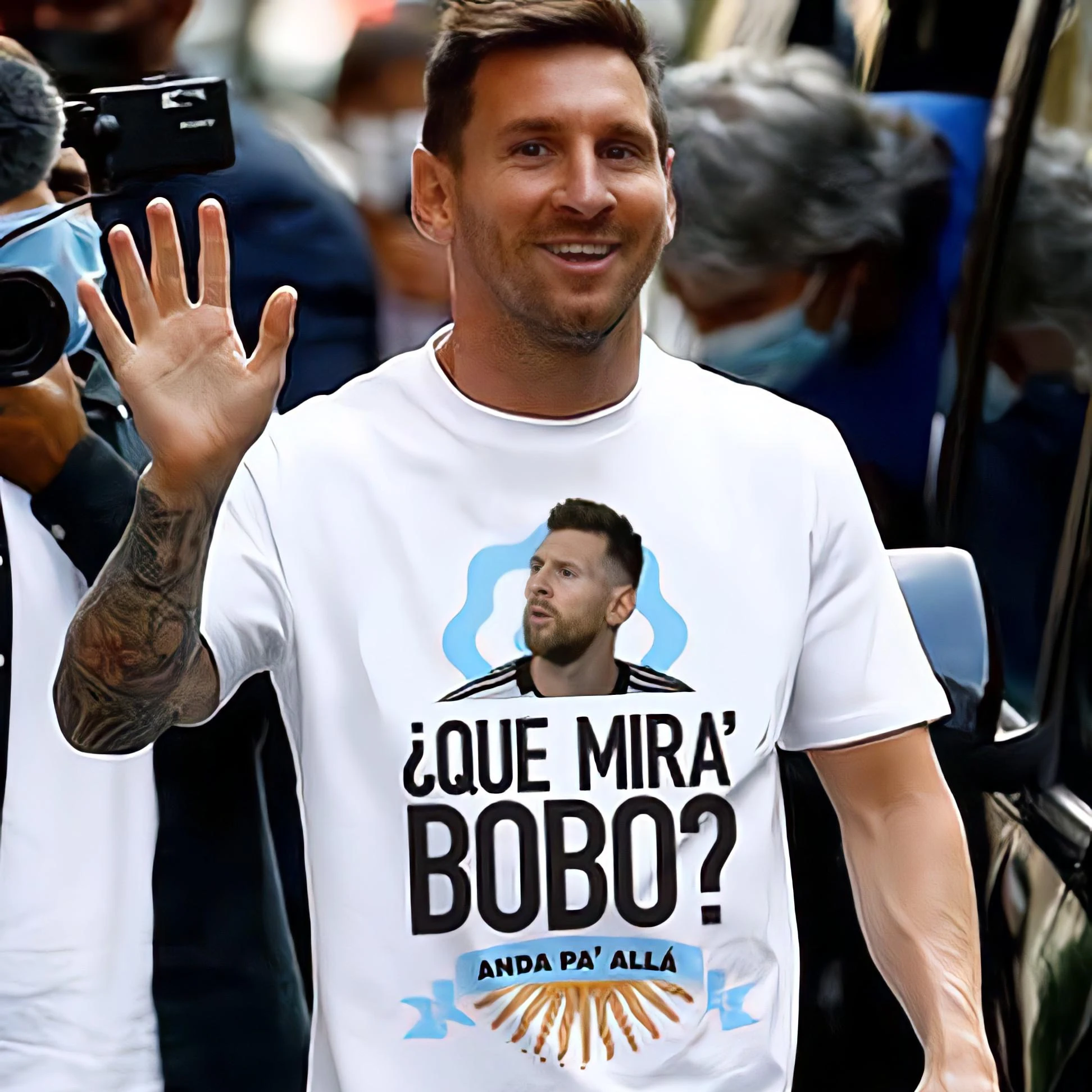 

New Hot Model Messi the Same Que Mira Bobo 3d T-shirt Men and Women Can Black and White Style Casual Popular Short Sleeve Tshir