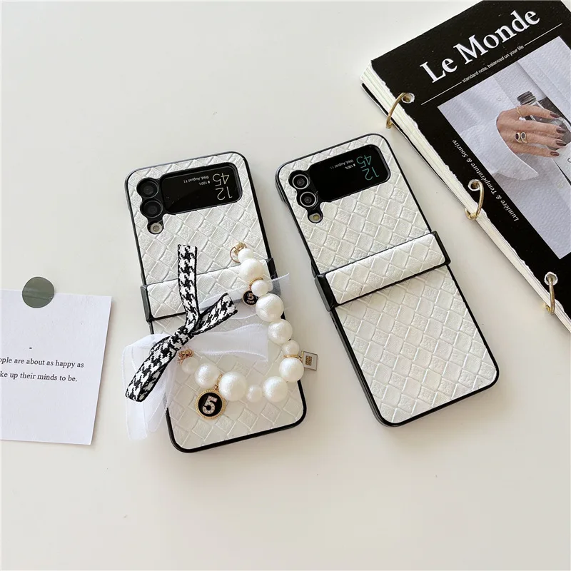 

Luxury Diamond Plaid Leather Phone Case for Samsung Galaxy ZFlip 4 3 Hard Cover for ZFlip3 Zflip4 Solid Shell Bracket