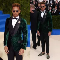 Hunter Green Three Pieces Velvet Mens Suits Shawl Lapel Wedding Grooms Tuxedos Slim Fit Formal Blazer Red Carpet Celebrity Prom