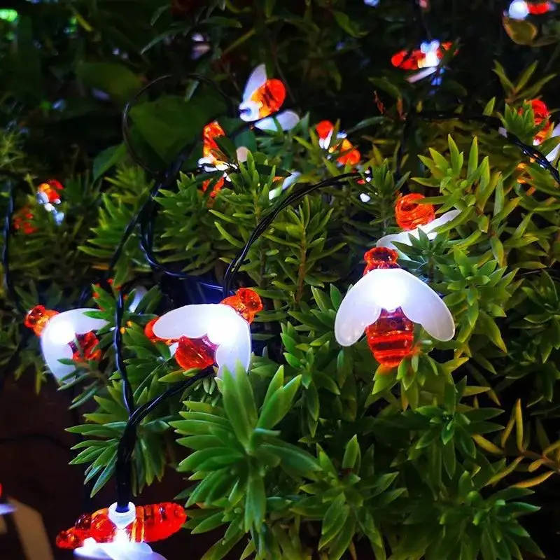 

Светодиодные гирлянды-пчелы на солнечных батареях