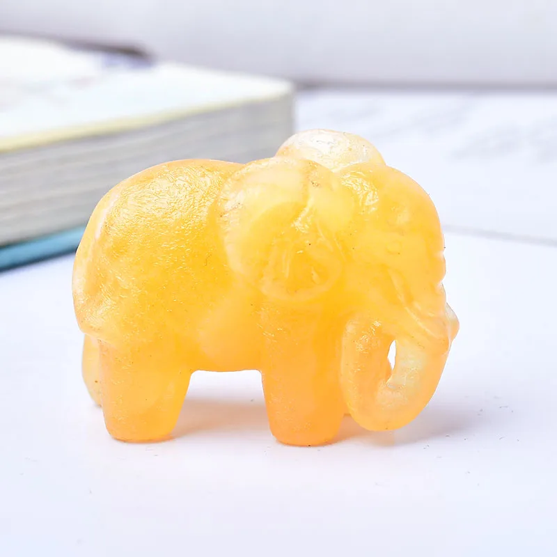 

Статуэтка слона из натурального камня