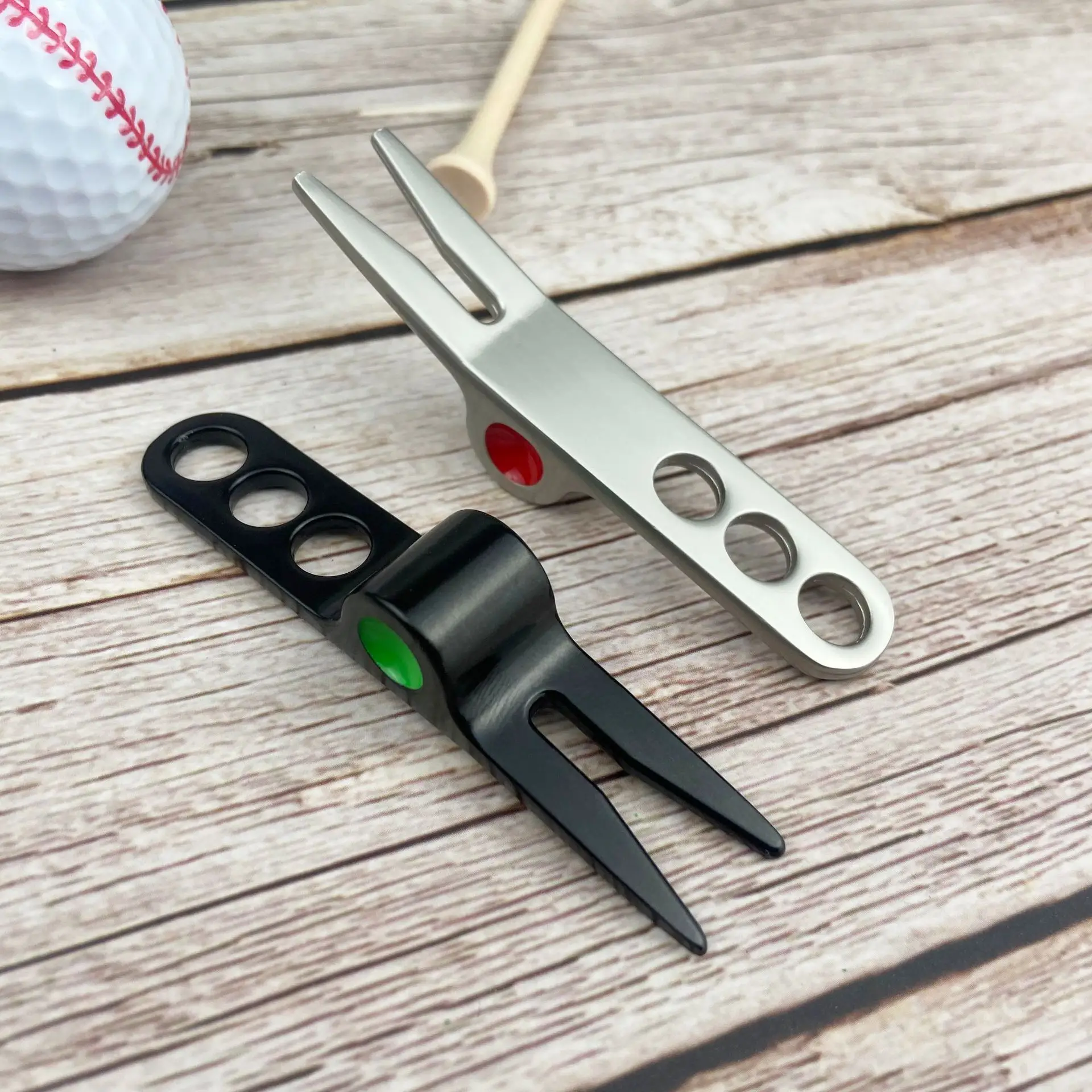 

Silver Black Pivot Green Fork Golf Fork