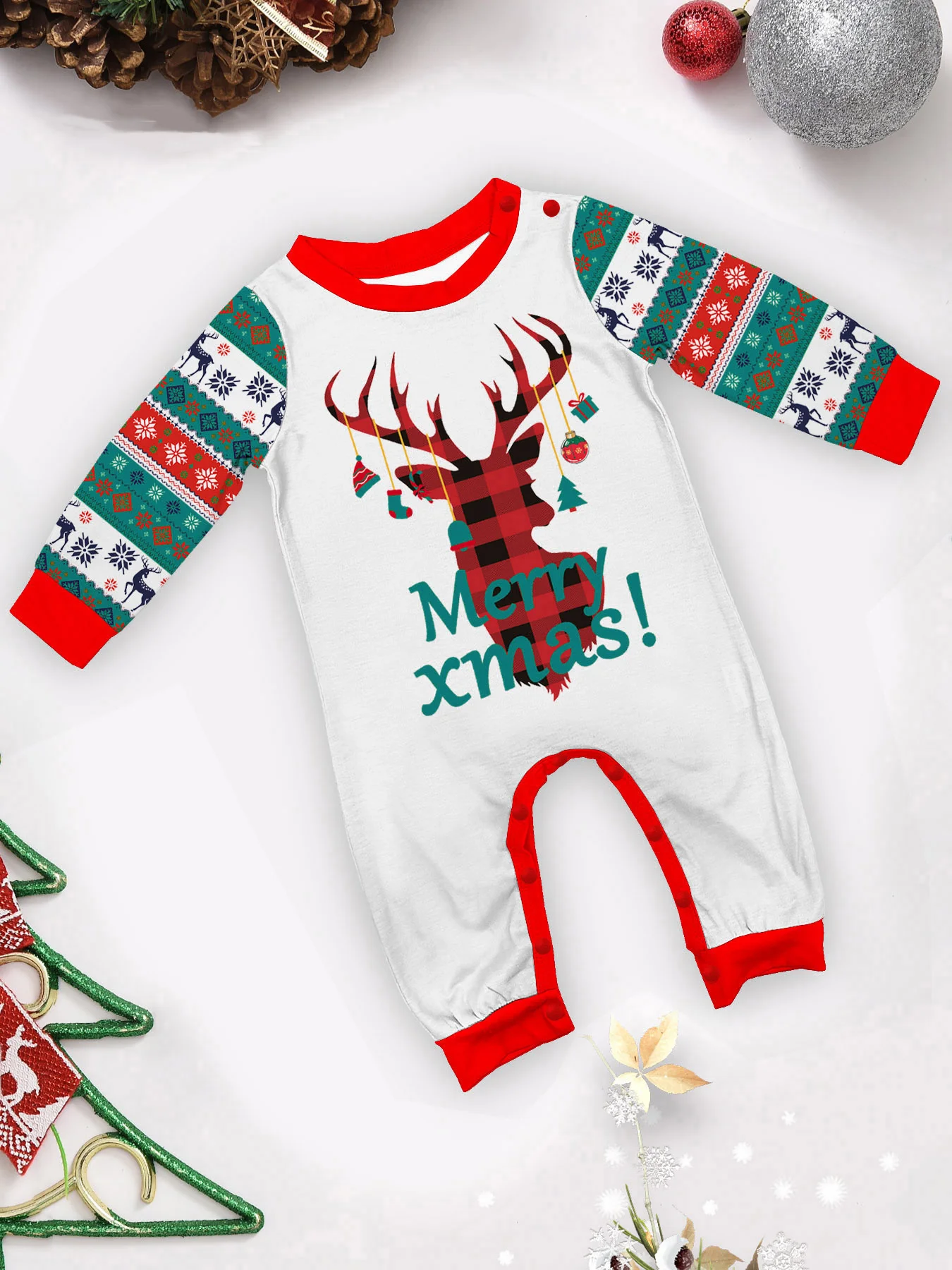 Новые костюмы одинаковые рождественские пижамы с мультяшным принтом для мамы