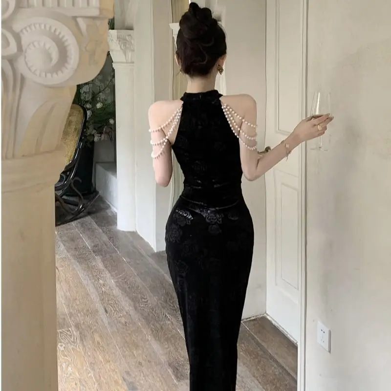 Фото Винтажное черное тонкое современное китайское платье Cheongsam с жемчугом, бархатное платье в стиле ретро, длинное Ципао, готическое женское эстетичное вечернее платье №3