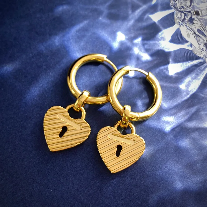 

Новые тяжелые промышленные металлические серьги wind love, Женская сетчатая красная модель