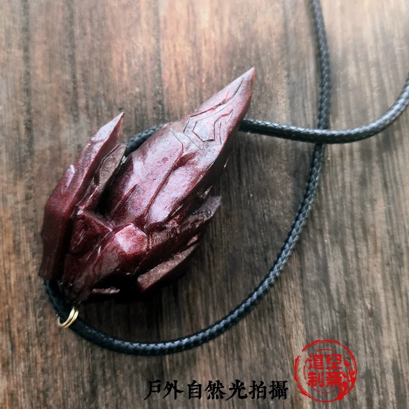 Новое ожерелье с подвеской из черного камня для косплея