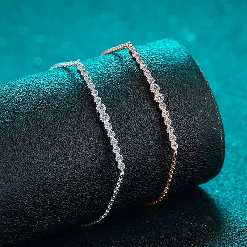 Оптовая продажа с фабрики S925 серебро D цвет 14 крошечный Муассанит высокое